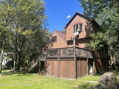 1156 Boulder Road, Blakeslee, Pennsylvania 18610, USA