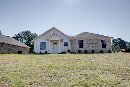 119 Village Place, Wake Village, Texas 75501, USA