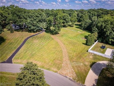 8107 Kellydale Street NW, Massillon, Ohio 44646, USA