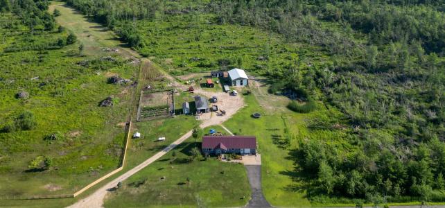 33486 Driftwood Avenue , C, Warrens, Wisconsin 54666, Estados Unidos