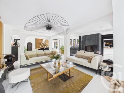 Chartres, Centre-Val De Loire 28000, France