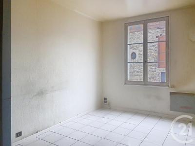 Bar Sur Aube, Champaña-Ardenas 10200, Francia