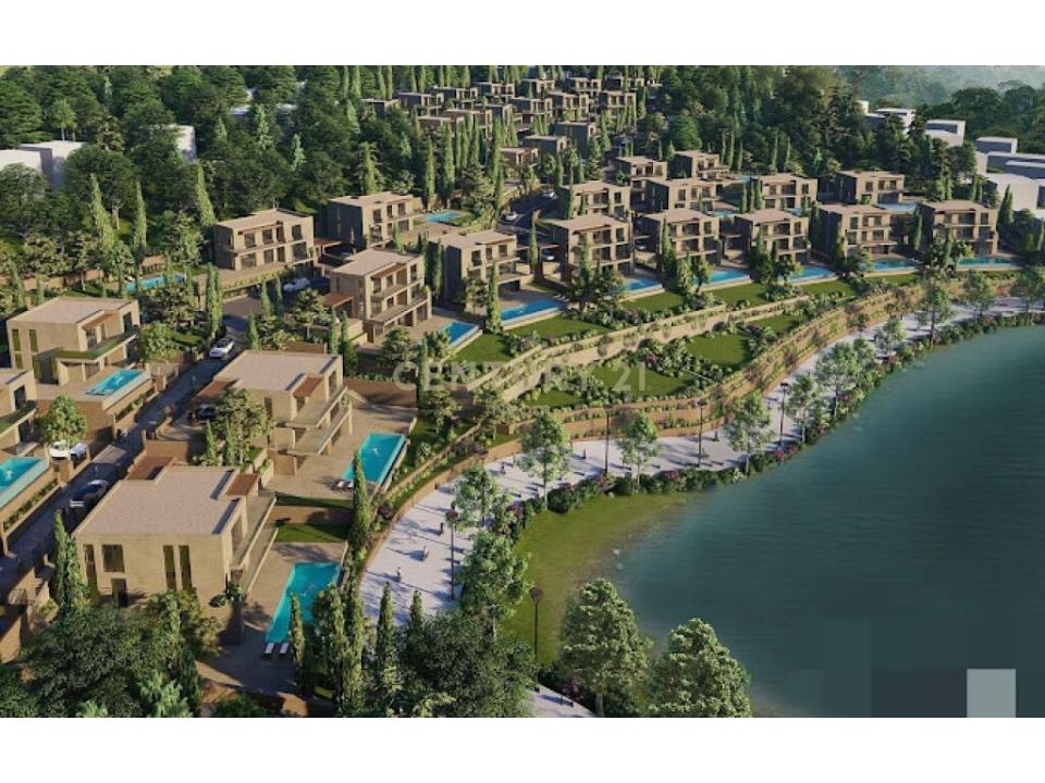 Farkë, Tirana, Albania