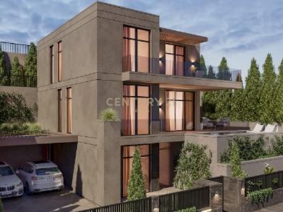 Farkë, Tirana, Albania