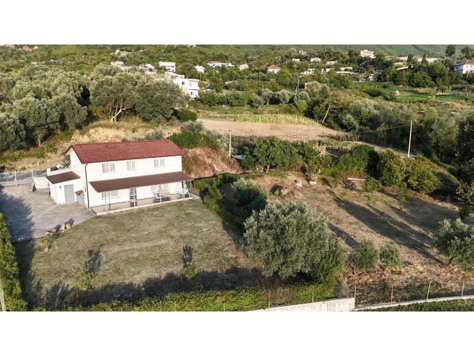 Dajt, Tirana, Albania