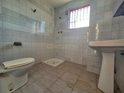 València/Valencia, Comunitat Valenciana 46724, Spain