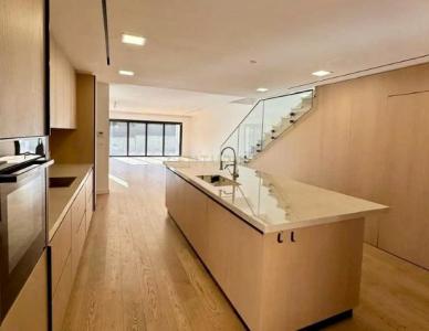 Agios Athanasios, Cipro