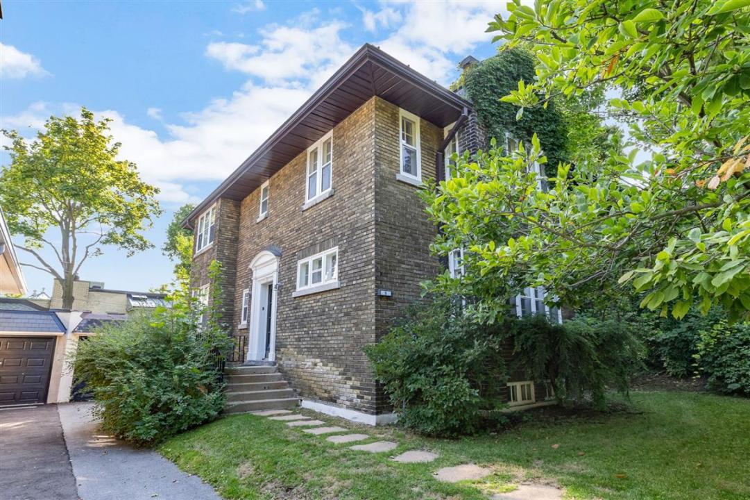 9 Av. Hudson, Westmount, Quebec H3Y 1Y6, Kanada