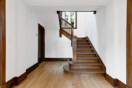 9 Av. Hudson, Westmount, Quebec H3Y 1Y6, Kanada