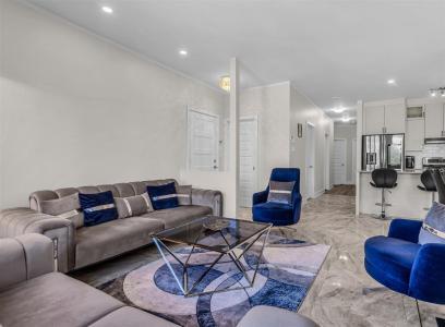 115  Rue Bruno-Dion, Blainville, Quebec J7C 0Y9, Canada