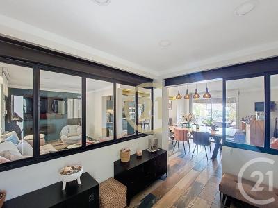 Rochefort Du Gard, Languedoc-Roussillon 30650, France