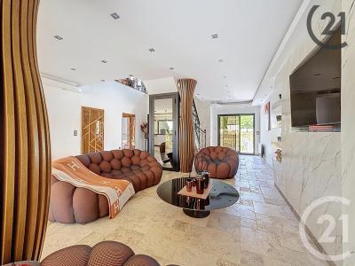 Merfy, シャンパーニュ＝アルデンヌ 51220, アキタン