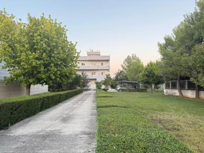 Shkozet, Durrës, אלבניה 