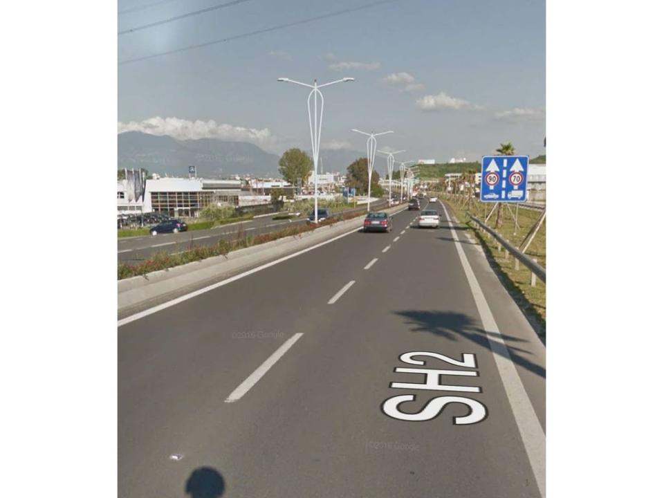 Autostrada Tiranë - Durrës, Tirana, Albania