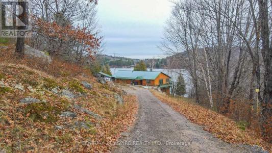 336 WILTOM DRIVE, Madawaska Valley, Ontario K0J 1B0, Kanada