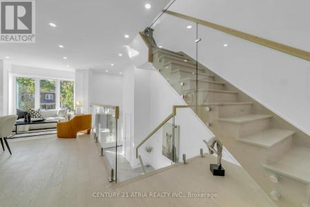 47 EIGHTH STREET, Toronto (new Toronto), Ontario M8V 3C2, Canada