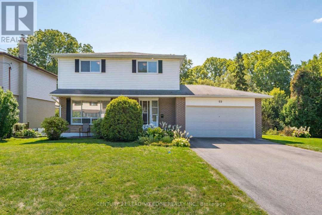 69 EAST WILLOW GATE, Toronto (rouge), Ontario M1C 2M7, Canada