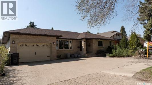 64 JAMES AVENUE, Yorkton, Saskatchewan S3N 2C4, CANADÁ