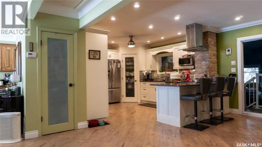 64 JAMES AVENUE, Yorkton, Saskatchewan S3N 2C4, CANADÁ