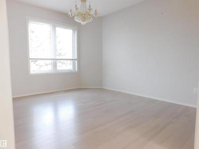 #26 1295 CARTER CREST RD NW, Edmonton, Alberta T5R 2N6, Canada