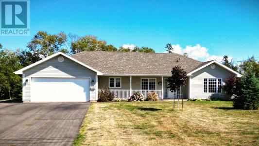 156 CROZIER DRIVE, Summerside, 艾德華王子島 C1N 6C3, 加拿大