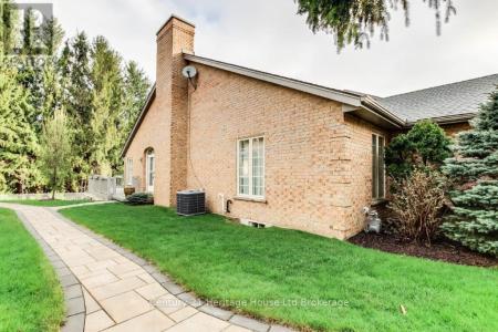 675 LANSDOWNE AVENUE, Woodstock (woodstock - North), Ontario N4T 1K3, Canada