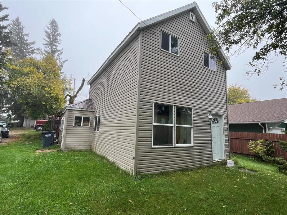 162 5TH AVENUE SOUTHWEST, Minnedosa, 매니토바주 R0J 1E0, 캐나다