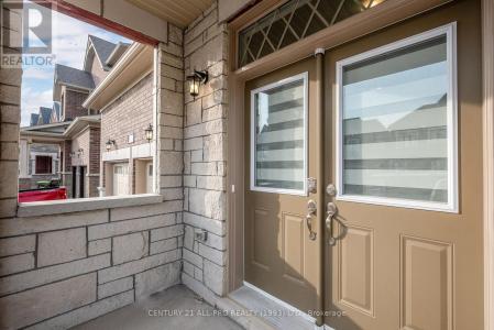 1040 SUDDARD AVENUE, Oshawa (kedron), Ontario L1L 0V5, Canadá