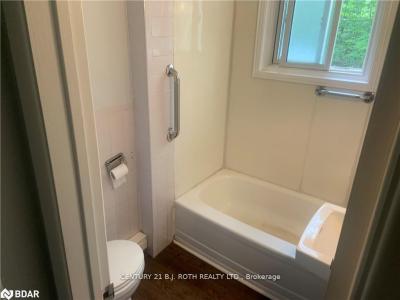 510 MUSKOKA BEACH ROAD, Gravenhurst, Ontario P1P 1N2, Canadá