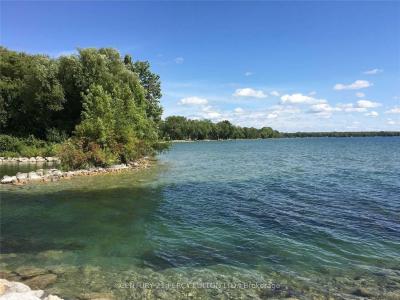 81 BAYSHORE DRIVE, Ramara, 安大略省 L0K 1B0, 加拿大