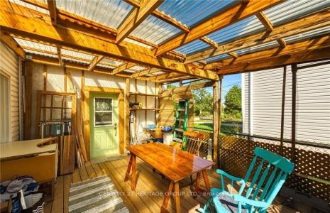 35 CANAL BANK ROAD, Port Colborne, Ontario L3K 2M6, Canada