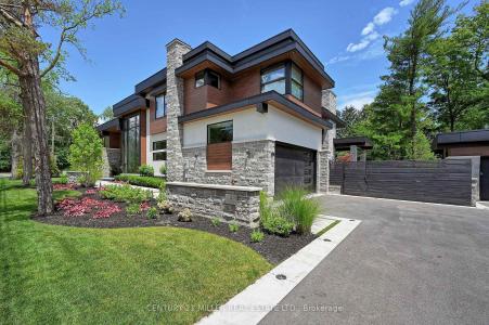 421 CHARTWELL ROAD, Oakville, Ontario L6J 4A4, Canada