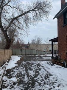 172 DUNLOP STREET W, Barrie, Ontario L4N 1B3, Canadá