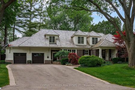 243 ALSCOT CRESCENT, Oakville, Ontario L6J 4R5, Canada