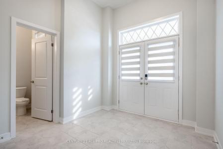 1040 SUDDARD AVENUE, Oshawa, Ontario L1L 0V5, Canada