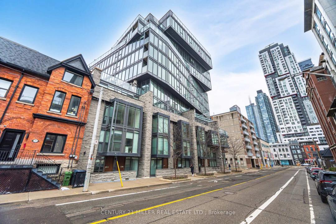 15 BEVERLEY STREET, Toronto, אונטריו M5T 1X8, קנדה
