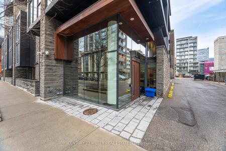 15 BEVERLEY STREET, Toronto, אונטריו M5T 1X8, קנדה