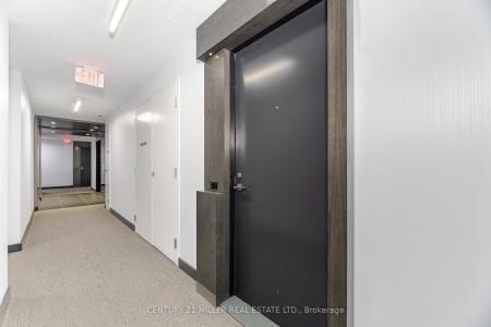15 BEVERLEY STREET, Toronto, אונטריו M5T 1X8, קנדה