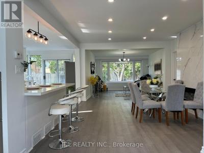 18 CADILLAC AVE AVENUE, Toronto (clanton Park), Ontario M3H 1R9, Kanada