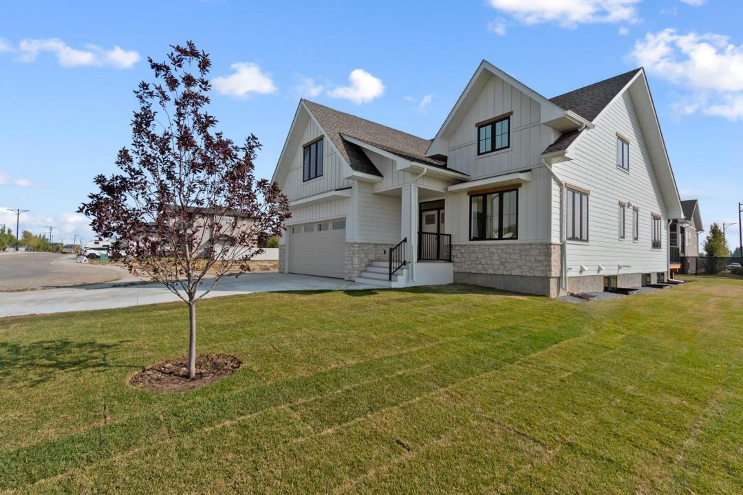 39 WILLIAMS AVENUE, Olds, Alberta T4H 0E6, Kanada