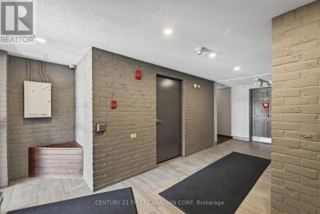 144 CONWAY DRIVE, London South (south X), Ontario N6E 3N3, Canada