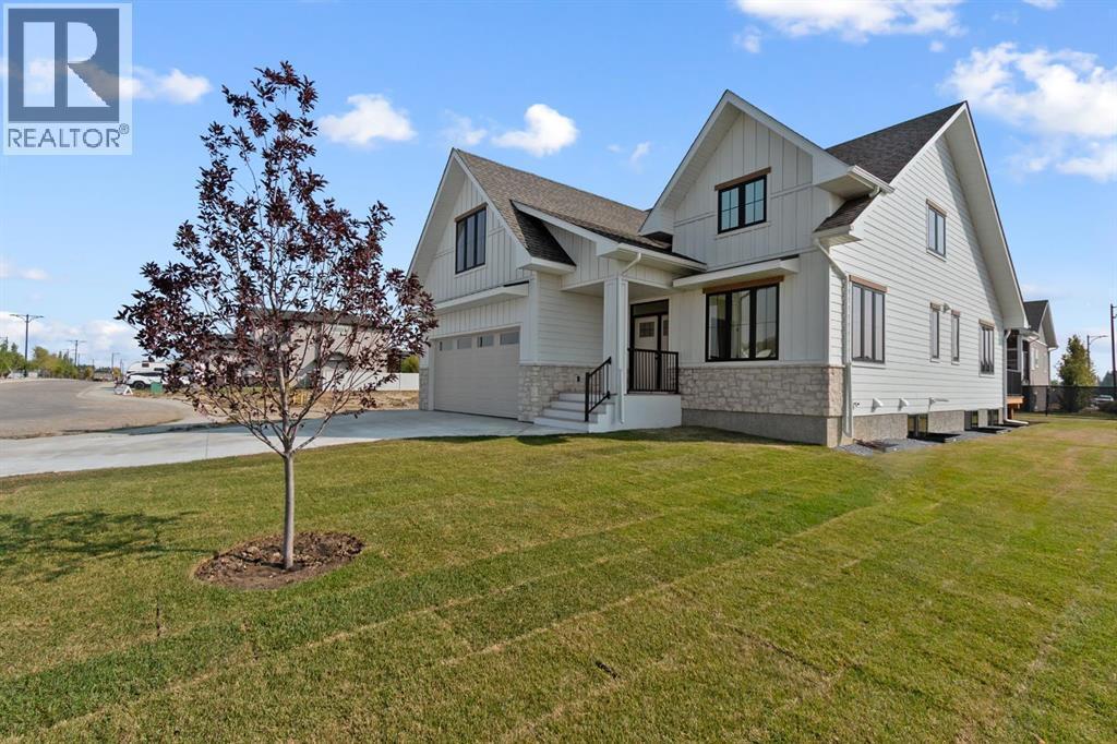 39 WILLIAMS AVENUE, Olds, Alberta T4H 0E6, Kanada