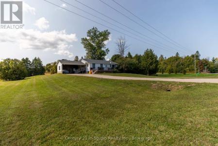 1185 HIGHWAY 6, South Bruce Peninsula, オンタリオ N0H 2T0, カナダ