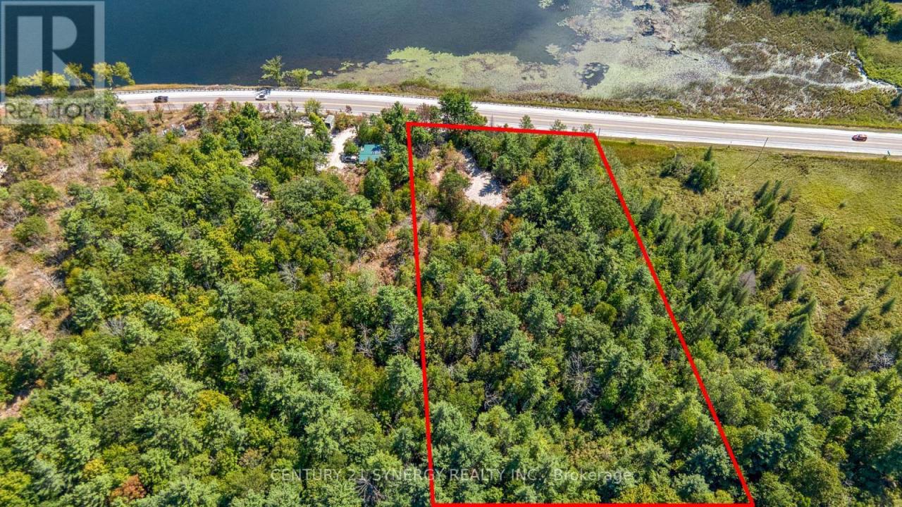 21518 HIGHWAY 7 HIGHWAY, Tay Valley, 온타리오주 K0H 2B0, 캐나다