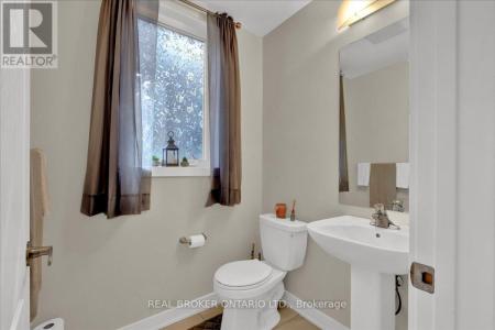 73 STERN DRIVE, Welland (dain City), 온타리오주 L3B 0M3, 캐나다