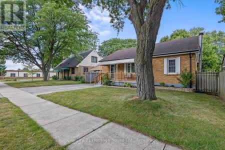 1842 CHURCHILL AVENUE, London East (east H), Ontario N5W 2L5, Canadá