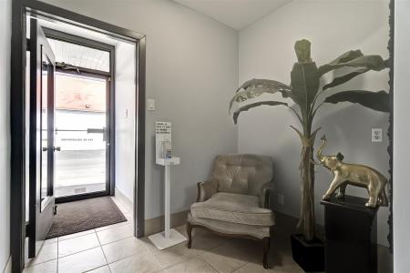 10790  Av. Salk, Montréal (Montréal-Nord), Quebec H1G 4Y1, Canada