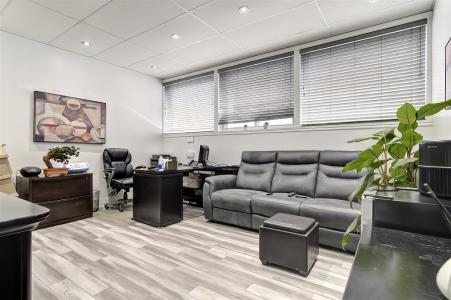 10790  Av. Salk, Montréal (Montréal-Nord), Quebec H1G 4Y1, Canada