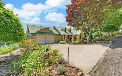 1930 Lakeview Summit Drive, Young Harris, Georgia 30582, HOA KỲ