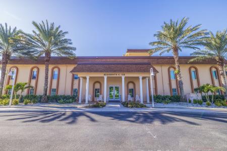 5130 Brittany Dr. S #807, St Petersburg Beach, Florida 33715, USA